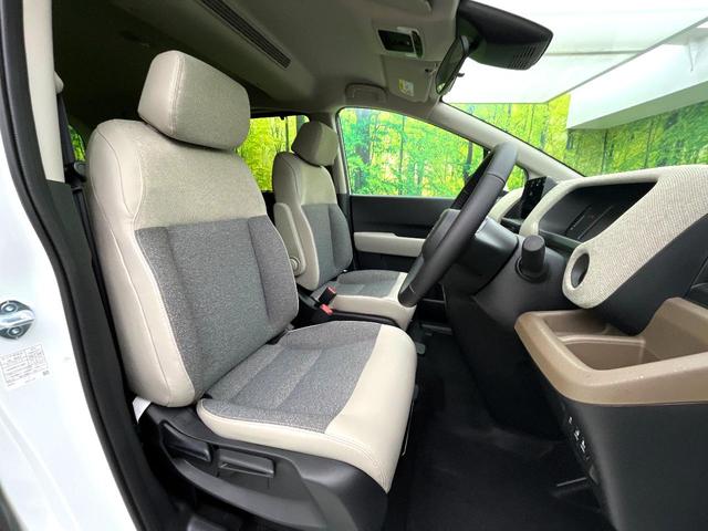 フリード ｅ：ＨＥＶエアー　ＥＸ　登録済未使用車　ホンダセンシング　両側電動スライドドア　シートヒーター　アダプティブクルーズコントロール　ＬＥＤヘッド　オートエアコン　オートライト　純正１５インチアルミ　スマートキー（7枚目）