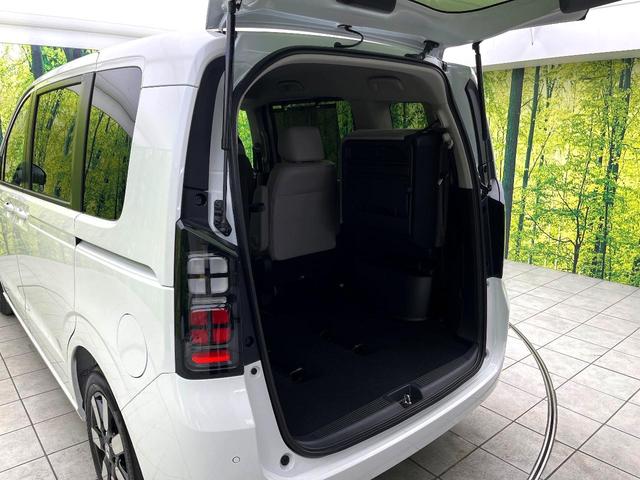 フリード ｅ：ＨＥＶエアー　ＥＸ　登録済未使用車　ホンダセンシング　両側電動スライドドア　シートヒーター　アダプティブクルーズコントロール　ＬＥＤヘッド　オートエアコン　オートライト　純正１５インチアルミ　スマートキー（36枚目）