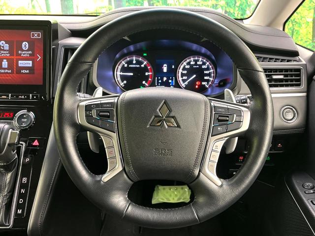 デリカＤ：５ Ｐ　禁煙車　４ＷＤ　純正１０．１インチナビ　両側パワースライドドア　シートヒーター　パワーシート　電動サイドステップ　ステアリングヒーター　ＬＥＤヘッドライト　純正１８インチアルミ　ＥＴＣ（12枚目）