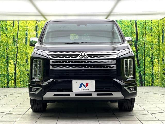 デリカＤ：５ Ｐ　禁煙車　４ＷＤ　純正１０．１インチナビ　両側パワースライドドア　シートヒーター　パワーシート　電動サイドステップ　ステアリングヒーター　ＬＥＤヘッドライト　純正１８インチアルミ　ＥＴＣ（15枚目）