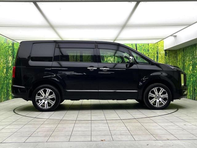 デリカＤ：５ Ｐ　禁煙車　４ＷＤ　純正１０．１インチナビ　両側パワースライドドア　シートヒーター　パワーシート　電動サイドステップ　ステアリングヒーター　ＬＥＤヘッドライト　純正１８インチアルミ　ＥＴＣ（51枚目）