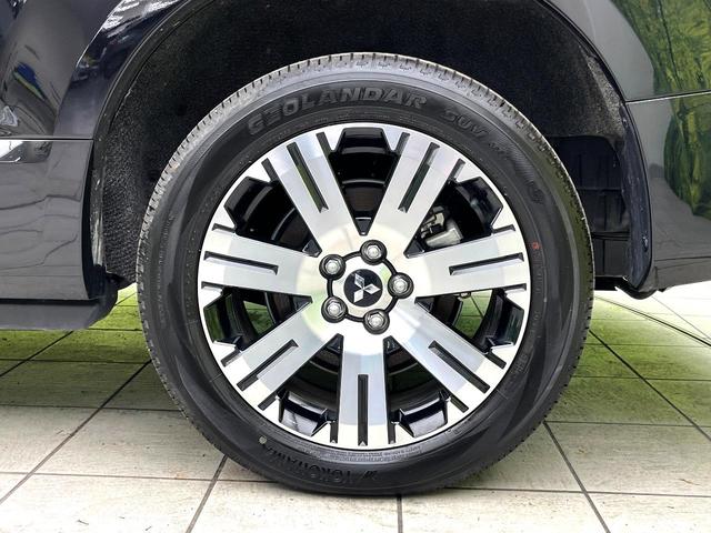 デリカＤ：５ Ｐ　禁煙車　４ＷＤ　純正１０．１インチナビ　両側パワースライドドア　シートヒーター　パワーシート　電動サイドステップ　ステアリングヒーター　ＬＥＤヘッドライト　純正１８インチアルミ　ＥＴＣ（53枚目）