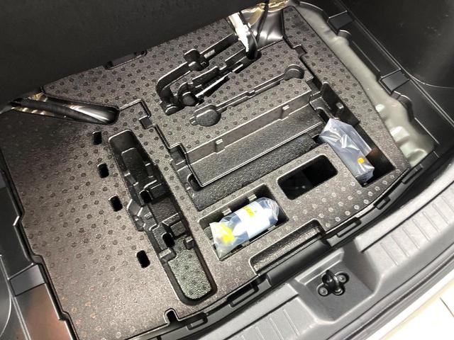 ノート Ｘ　ディスプレイオーディオ　禁煙車　バックカメラ　インテリジェントエマージェンシーブレーキ　ＥＴＣ　スマートキー　電動格納ミラー　オートエアコン　オートライト　ＬＥＤヘッド　ＢＬＵＥＴＯＯＴＨ（38枚目）