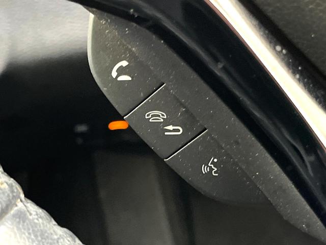 ヴェゼル ハイブリッドＺ　禁煙車　純正ディズプレイオーディオ　バックカメラ　クルーズコントロール　オートエアコン　ＬＥＤヘッドライト　純正１７インチアルミ　シートヒーター　電動格納ミラー　パワーウィンドウ　ＥＴＣ（30枚目）