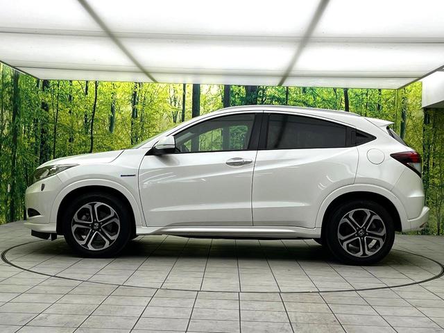 ヴェゼル ハイブリッドＺ　禁煙車　純正ディズプレイオーディオ　バックカメラ　クルーズコントロール　オートエアコン　ＬＥＤヘッドライト　純正１７インチアルミ　シートヒーター　電動格納ミラー　パワーウィンドウ　ＥＴＣ（41枚目）