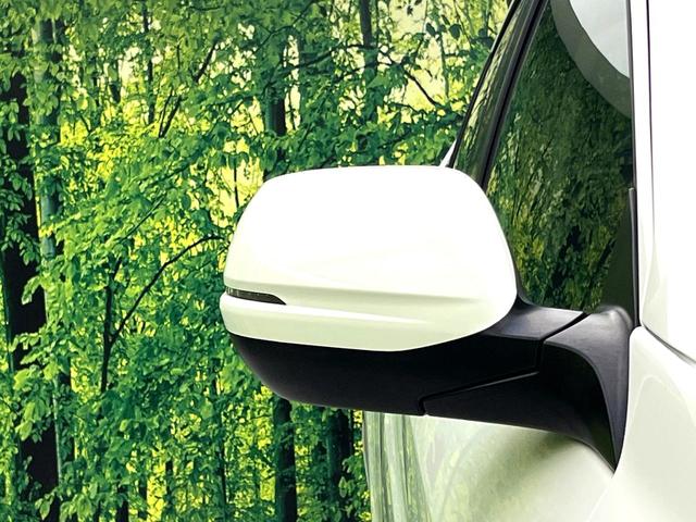 ヴェゼル ハイブリッドＺ　禁煙車　純正ディズプレイオーディオ　バックカメラ　クルーズコントロール　オートエアコン　ＬＥＤヘッドライト　純正１７インチアルミ　シートヒーター　電動格納ミラー　パワーウィンドウ　ＥＴＣ（47枚目）