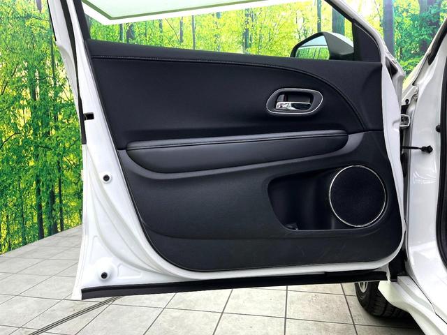 ヴェゼル ハイブリッドＺ　禁煙車　純正ディズプレイオーディオ　バックカメラ　クルーズコントロール　オートエアコン　ＬＥＤヘッドライト　純正１７インチアルミ　シートヒーター　電動格納ミラー　パワーウィンドウ　ＥＴＣ（48枚目）