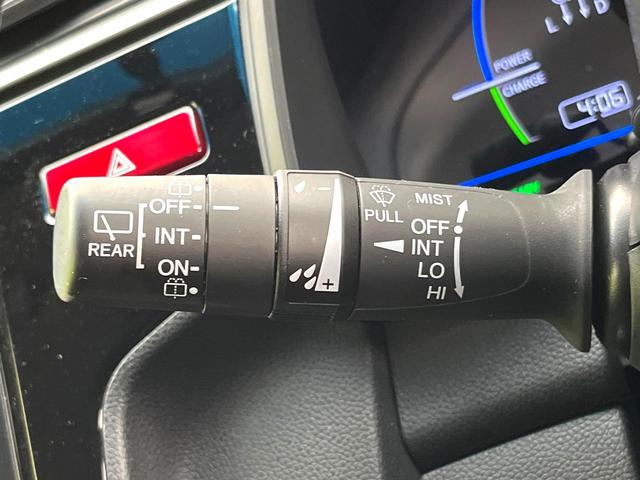 フィットハイブリッド Ｌパッケージ　禁煙車　純正８型ナビ　バックカメラ　ドライブレコーダー　ＥＴＣ　ハーフレザーシート　スマートキー　ＬＥＤヘッドライト　純正１５インチアルミホイール　ステアリングスイッチ　オートエアコン（34枚目）