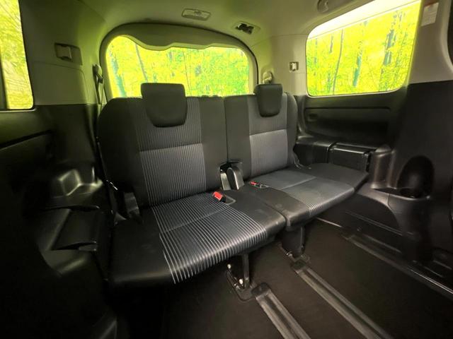 ヴォクシー ＺＳ　煌　禁煙車　フリップダウンモニター　純正９インチナビ　バックカメラ　両側パワースライドドア　ＬＥＤヘッドライト　純正１６インチアルミホイール　スマートキー　ＥＴＣ　Ｂｌｕｅｔｏｏｔｈ再生　フルセグＴＶ（9枚目）