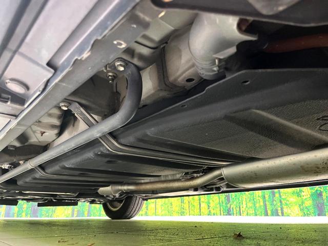 ヴォクシー ＺＳ　煌　禁煙車　フリップダウンモニター　純正９インチナビ　バックカメラ　両側パワースライドドア　ＬＥＤヘッドライト　純正１６インチアルミホイール　スマートキー　ＥＴＣ　Ｂｌｕｅｔｏｏｔｈ再生　フルセグＴＶ（21枚目）