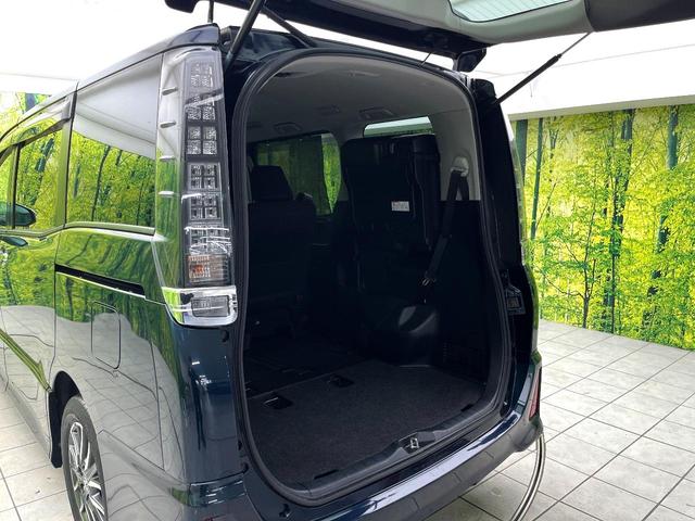 ヴォクシー ＺＳ　煌　禁煙車　フリップダウンモニター　純正９インチナビ　バックカメラ　両側パワースライドドア　ＬＥＤヘッドライト　純正１６インチアルミホイール　スマートキー　ＥＴＣ　Ｂｌｕｅｔｏｏｔｈ再生　フルセグＴＶ（42枚目）