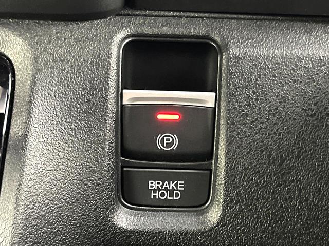 Ｎ－ＢＯＸカスタム ターボコーディネートスタイル　禁煙車　１０インチナビ　バックカメラ　アダプティブクルーズコントロール　両側パワースライドドア　シートヒーター　ＬＥＤヘッドライト　純正１５インチアルミ　オートエアコン　スマートキー（32枚目）