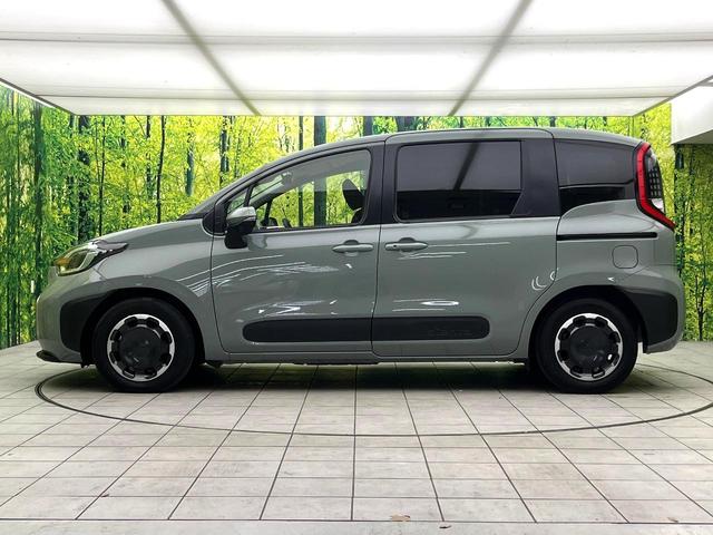 シエンタ ハイブリッドＺ　禁煙車　純正１０．５インチディスプレイオーディオ　両側パワースライドドア　バックカメラ　レーダークルーズコントロール　ＬＥＤヘッドライト　純正１５インチアルミ　スマートキー　ＥＴＣ（44枚目）