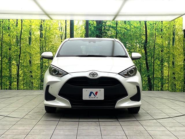 ヤリス Ｇ　禁煙車　純正８型ディスプレイオーディオ　バックカメラ　セーフティセンス　シートヒーター　ＥＴＣ　スマートキー　オートエアコン　オートライト　ＢＬＵＥＴＯＯＴＨ　電動格納ミラー　純正１４インチホイール（14枚目）