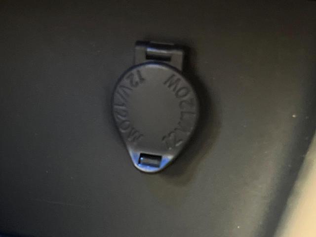 ヤリス Ｇ　禁煙車　純正８型ディスプレイオーディオ　バックカメラ　セーフティセンス　シートヒーター　ＥＴＣ　スマートキー　オートエアコン　オートライト　ＢＬＵＥＴＯＯＴＨ　電動格納ミラー　純正１４インチホイール（31枚目）