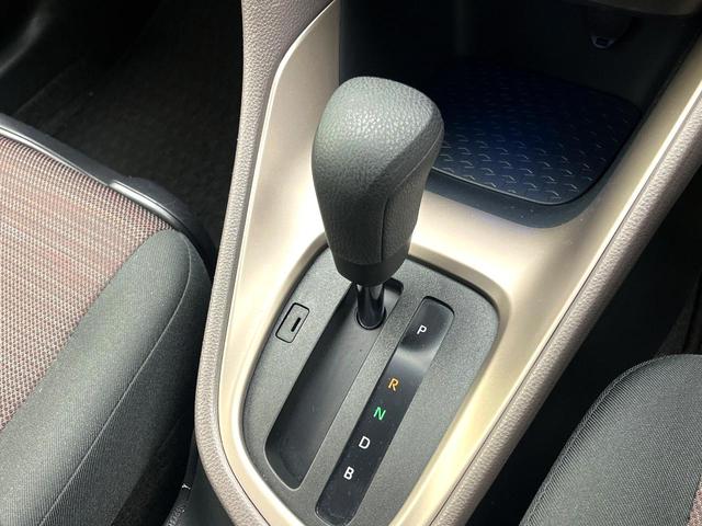 ヤリス Ｇ　禁煙車　純正８型ディスプレイオーディオ　バックカメラ　セーフティセンス　シートヒーター　ＥＴＣ　スマートキー　オートエアコン　オートライト　ＢＬＵＥＴＯＯＴＨ　電動格納ミラー　純正１４インチホイール（32枚目）