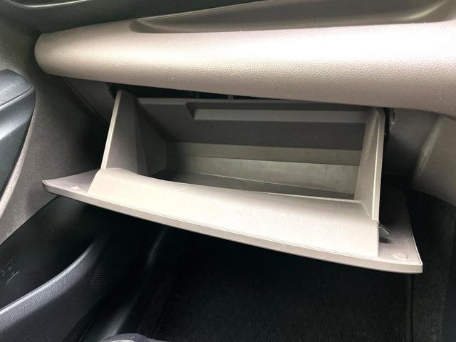 ヤリス Ｇ　禁煙車　純正８型ディスプレイオーディオ　バックカメラ　セーフティセンス　シートヒーター　ＥＴＣ　スマートキー　オートエアコン　オートライト　ＢＬＵＥＴＯＯＴＨ　電動格納ミラー　純正１４インチホイール（35枚目）