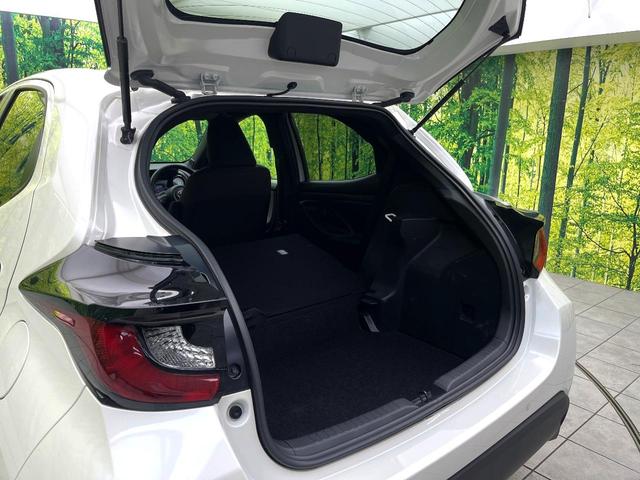 ヤリス Ｇ　禁煙車　純正８型ディスプレイオーディオ　バックカメラ　セーフティセンス　シートヒーター　ＥＴＣ　スマートキー　オートエアコン　オートライト　ＢＬＵＥＴＯＯＴＨ　電動格納ミラー　純正１４インチホイール（39枚目）