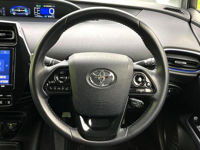 プリウス Ｓツーリングセレクション　禁煙車　セーフティセンス　モデリスタフルエアロ　純正９型ナビ　バックカメラ　シートヒーター　レーダークルーズコントロール　ＬＥＤヘッド　純正１７インチアルミ　黒革シート　ドライブレコーダー　ＥＴＣ（12枚目）