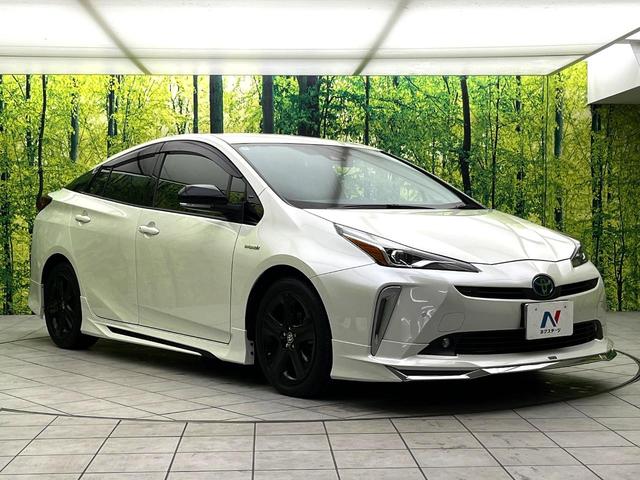 プリウス Ｓツーリングセレクション　禁煙車　セーフティセンス　モデリスタフルエアロ　純正９型ナビ　バックカメラ　シートヒーター　レーダークルーズコントロール　ＬＥＤヘッド　純正１７インチアルミ　黒革シート　ドライブレコーダー　ＥＴＣ（17枚目）