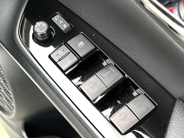 プリウス Ｓツーリングセレクション　禁煙車　セーフティセンス　モデリスタフルエアロ　純正９型ナビ　バックカメラ　シートヒーター　レーダークルーズコントロール　ＬＥＤヘッド　純正１７インチアルミ　黒革シート　ドライブレコーダー　ＥＴＣ（40枚目）