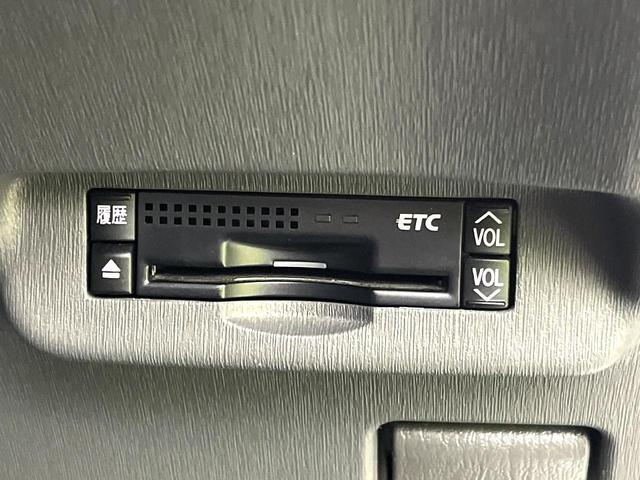 プリウス Ｇ　ＬＥＤエディション　ＢＩＧＸ８型ナビ　クルーズコントロール　禁煙車　シートヒーター　レザーシート　スマートキー　ＬＥＤヘッド　ビルトインＥＴＣ　オートライト　オートエアコン　電動格納ミラー　フルセグ（6枚目）