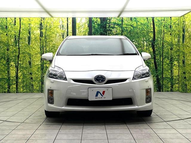 プリウス Ｇ　ＬＥＤエディション　ＢＩＧＸ８型ナビ　クルーズコントロール　禁煙車　シートヒーター　レザーシート　スマートキー　ＬＥＤヘッド　ビルトインＥＴＣ　オートライト　オートエアコン　電動格納ミラー　フルセグ（14枚目）