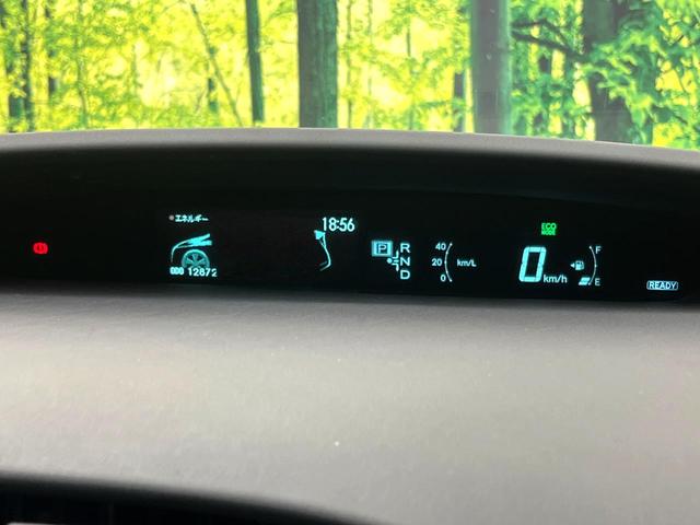 プリウス Ｇ　ＬＥＤエディション　ＢＩＧＸ８型ナビ　クルーズコントロール　禁煙車　シートヒーター　レザーシート　スマートキー　ＬＥＤヘッド　ビルトインＥＴＣ　オートライト　オートエアコン　電動格納ミラー　フルセグ（24枚目）