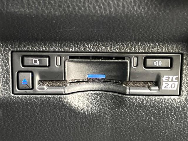 シエンタ ハイブリッドＺ　禁煙車　純正１０．５インチディズプレイオーディオ　アラウンドビューモニター　レーダークルーズコントロール　両側パワースライドドア　デジタルインナーミラー　ＬＥＤヘッドライト　ＥＴＣ（8枚目）