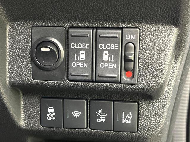 �y�����p���[�X���C�h�h�A�z�X�}�[�g�L�[��^�]�Ȃ̃X�C�b�`�Ō�ȗ����X���C�h�h�A�̊J���\���d��������͂����ăh�A���J����K�v�������A�����Ȃ��q�l�ł��ȒP�ɊJ���߂ł����K�ł���