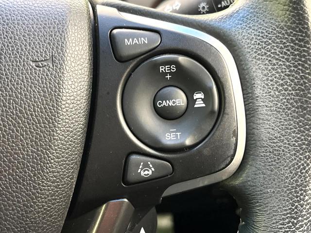 �y�A�_�v�e�B�u�N���[�Y�R���g���[���z�������H�ł̒��������s���y�ɁI�I�����ő��x��ۂN���[�Y�R���g���[�����A�Փˌy���V�X�e���ƘA�g���A�O���̎ԗ������m���ĎԊԂ�ۂ悤�ɑ��x���߂��Ă���܂��I�I