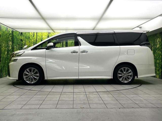 ヴェルファイア ２．５Ｚ　Ａエディション　ゴールデンアイズ　サンルーフ　ＢＩＧＸ１１型ナビ　フリップダウンモニター　バックカメラ　両側電動スライドドア　ＬＥＤヘッド　純正１８インチアルミ　クルーズコントロール　ＥＴＣ　ステアリングスイッチ　スマートキー（62枚目）