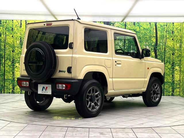 ジムニー ＸＣ　禁煙車　４ＷＤ　スズキセーフティサポート　クルーズコントロール　シートヒーター　オートエアコン　ＬＥＤヘッドライト　純正１６インチアルミ　純正革巻きステアリング　オートライト　フロアマット（17枚目）