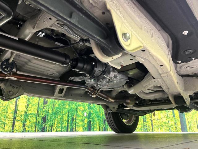 ジムニー ＸＣ　禁煙車　４ＷＤ　スズキセーフティサポート　クルーズコントロール　シートヒーター　オートエアコン　ＬＥＤヘッドライト　純正１６インチアルミ　純正革巻きステアリング　オートライト　フロアマット（21枚目）