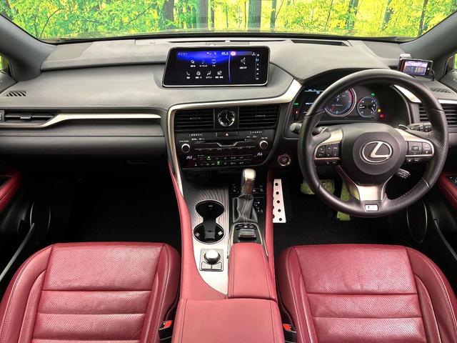 ＲＸ ＲＸ３００　Ｆスポーツ　禁煙車　メーカーナビ　全周囲カメラ　セーフティシステムプラス　シートベンチレーション　電動リアゲート　赤革レザーシート　２２インチアルミホイール　　スマートキー　ＬＥＤヘッド　ビルトインＥＴＣ（2枚目）