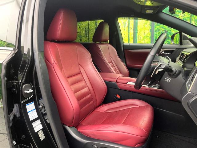 ＲＸ ＲＸ３００　Ｆスポーツ　禁煙車　メーカーナビ　全周囲カメラ　セーフティシステムプラス　シートベンチレーション　電動リアゲート　赤革レザーシート　２２インチアルミホイール　　スマートキー　ＬＥＤヘッド　ビルトインＥＴＣ（8枚目）