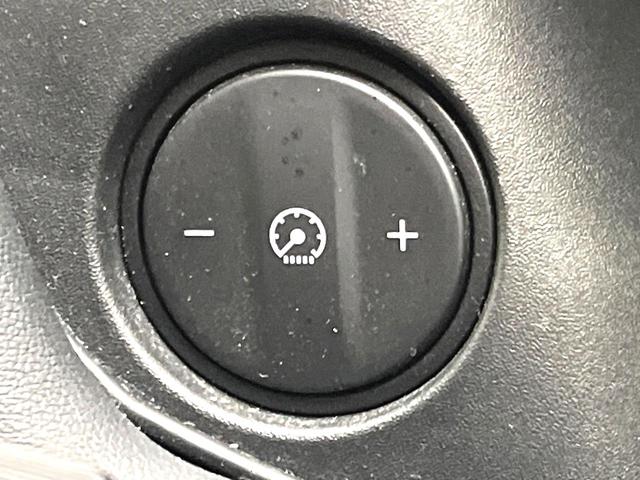 ヴェゼル ｅ：ＨＥＶ　Ｚ　禁煙車　純正９型ナビ　バックカメラ　アダプティブクルーズコントロール　ＥＴＣ２．０　シートヒーター　パドルシフト　オートブレーキホールド　コーナーセンサー　ワイヤレス充電　スマートキー（32枚目）