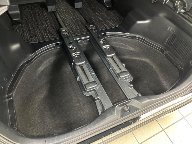 ヴェルファイア ２．５Ｚ　Ｇエディション　サンルーフ　モデリスタエアロ　両側電動ドア　純正ＳＤナビ　後席モニター　バックカメラ　衝突被害軽減システム　禁煙車　電動リアゲート　レザーシート　ドラレコ　コーナーセンサー　スマートキー（61枚目）