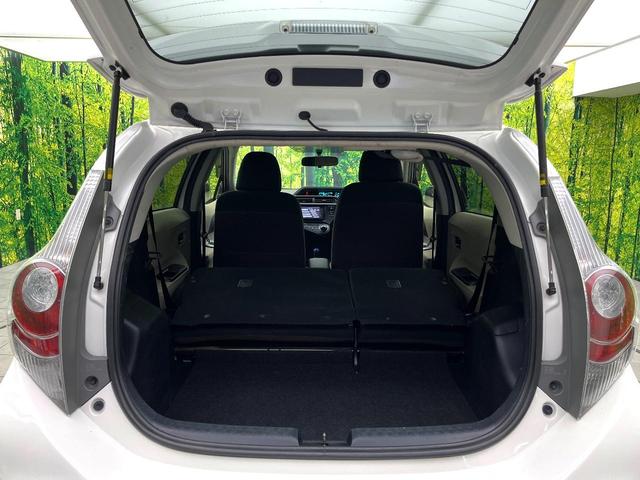 アクア Ｇ　禁煙車　純正ナビ　バックカメラ　ＥＴＣ　オートエアコン　電動格納ミラー　キーレス　ドアバイザー　フロアマット　パワーウィンドウ（10枚目）