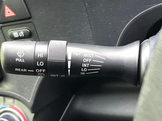 アクア Ｇ　禁煙車　純正ナビ　バックカメラ　ＥＴＣ　オートエアコン　電動格納ミラー　キーレス　ドアバイザー　フロアマット　パワーウィンドウ（30枚目）