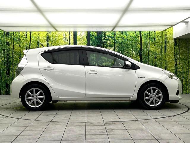 アクア Ｇ　禁煙車　純正ナビ　バックカメラ　ＥＴＣ　オートエアコン　電動格納ミラー　キーレス　ドアバイザー　フロアマット　パワーウィンドウ（48枚目）