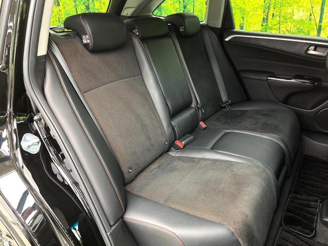 ジェイド ハイブリッドＲＳ・ホンダセンシング　禁煙車　純正８型ナビ　バックカメラ　アダプティブクルーズコントロール　ドライブレコーダー　ＥＴＣ　ＬＥＤヘッド　パドルシフト　横滑り防止装置　ハーフレザーシート　スマートキー（9枚目）