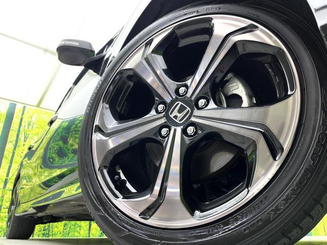 ジェイド ハイブリッドＲＳ・ホンダセンシング　禁煙車　純正８型ナビ　バックカメラ　アダプティブクルーズコントロール　ドライブレコーダー　ＥＴＣ　ＬＥＤヘッド　パドルシフト　横滑り防止装置　ハーフレザーシート　スマートキー（13枚目）