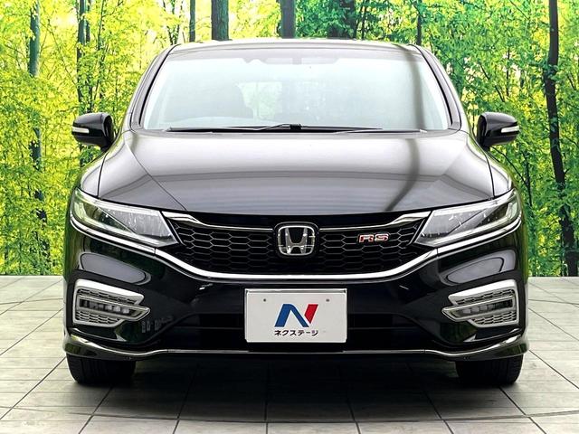 ジェイド ハイブリッドＲＳ・ホンダセンシング　禁煙車　純正８型ナビ　バックカメラ　アダプティブクルーズコントロール　ドライブレコーダー　ＥＴＣ　ＬＥＤヘッド　パドルシフト　横滑り防止装置　ハーフレザーシート　スマートキー（14枚目）