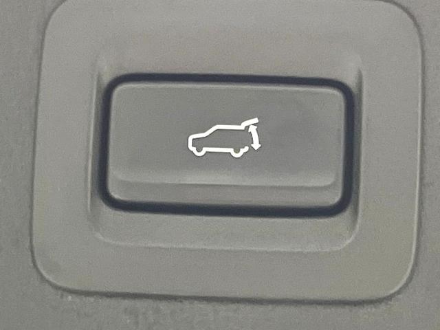 ＣＸ－５ ＸＤ　Ｌパッケージ　禁煙車　ＢＯＳＥサウンド　８インチ純正ナビ　ターボ　ディーゼル（軽油）　サイド・バックカメラ　衝突被害軽減システム　レーダークルーズ　電動リアゲート　レザーシート　全席シートヒーター　スマートキー（7枚目）