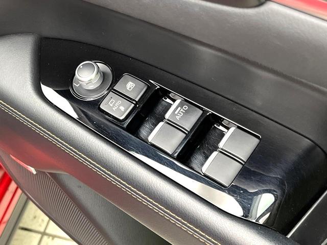 ＣＸ－５ ＸＤ　Ｌパッケージ　禁煙車　ＢＯＳＥサウンド　８インチ純正ナビ　ターボ　ディーゼル（軽油）　サイド・バックカメラ　衝突被害軽減システム　レーダークルーズ　電動リアゲート　レザーシート　全席シートヒーター　スマートキー（28枚目）