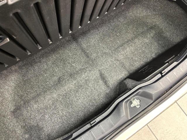 ノア Ｘ　禁煙車　セーフティセンス　ＳＤナビ　バックカメラ　パワースライドドア　ＥＴＣ　ドライブレコーダー　アイドリングストップ　ＬＥＤヘッド　オートライト　スマートキー（44枚目）