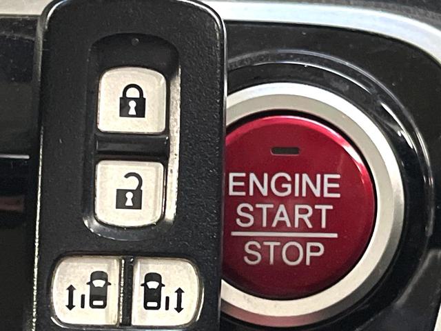 N-BOXカスタム G ターボSSブラックスタイルパッケージ 禁煙車 シティブレーキアクティブシステム 純正ナビ バックカメラ 両側電動スライドドア パドルシフト ETC HIDライト 純正15インチアルミ オートライト スマートキー(21枚目)