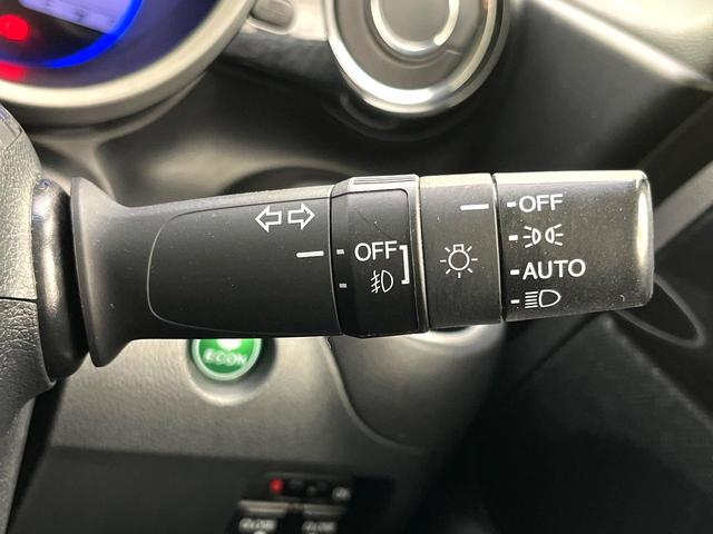 N-BOXカスタム G ターボSSブラックスタイルパッケージ 禁煙車 シティブレーキアクティブシステム 純正ナビ バックカメラ 両側電動スライドドア パドルシフト ETC HIDライト 純正15インチアルミ オートライト スマートキー(29枚目)