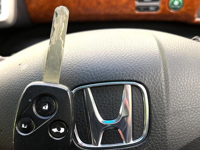 フリード G ジャストセレクション 電動スライドドア 純正SDナビ バックカメラ 禁煙車 HIDヘッド ETC オートライト オートエアコン CD DVD再生 地デジ(24枚目)